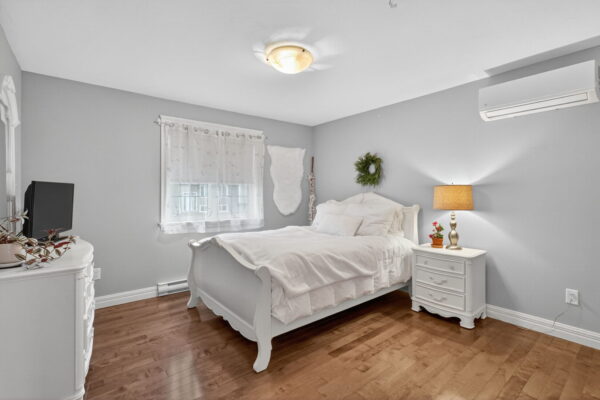 15-web-or-mls-IMG_3462 15-web-or-mls-IMG_3462