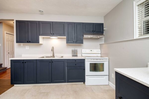 27-Apt-2-kicthen-b