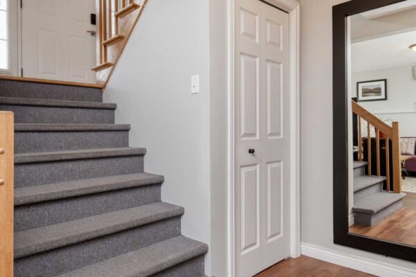 29-Apt-2-hall