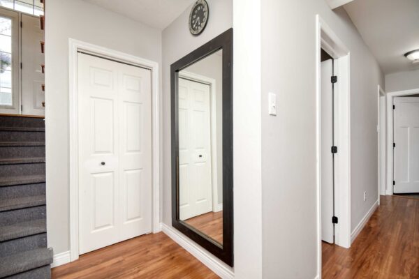 30-apt-hall-b