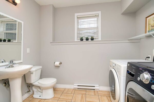 37-Apt-2-bathroom-a
