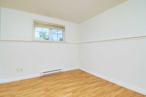 33-Aprt-bedroom-1a